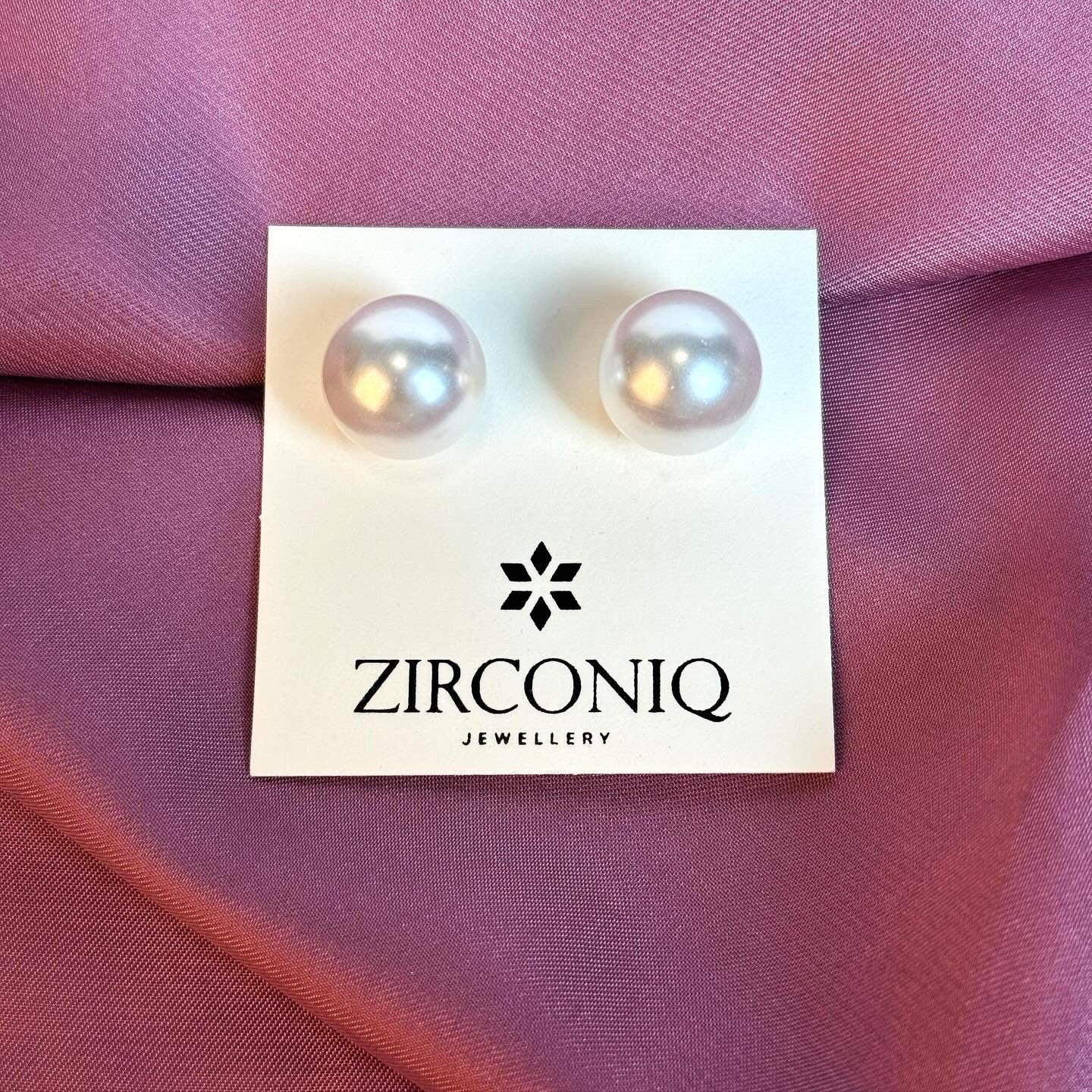 Elegant Pearl and Gold Moon Stud Earrings