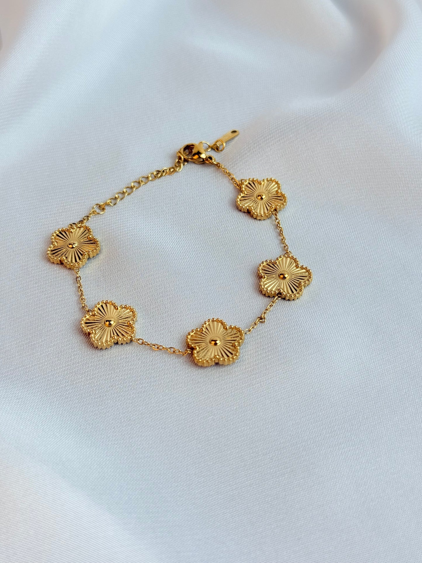 Fünfblättriges Kleeblatt Armband Gold - Glücksarmband
