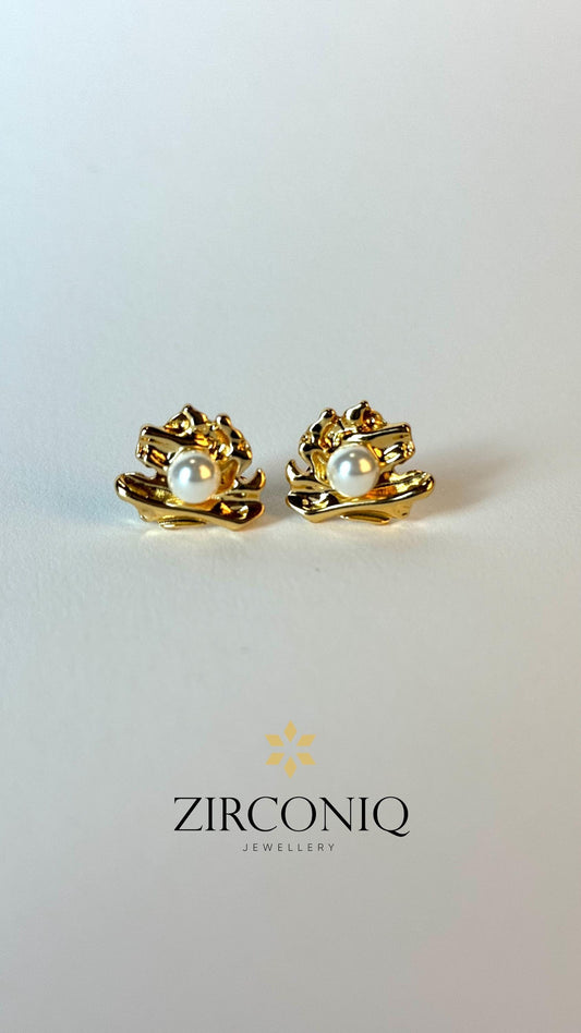 18K Gold-Plated Pearl Earrings