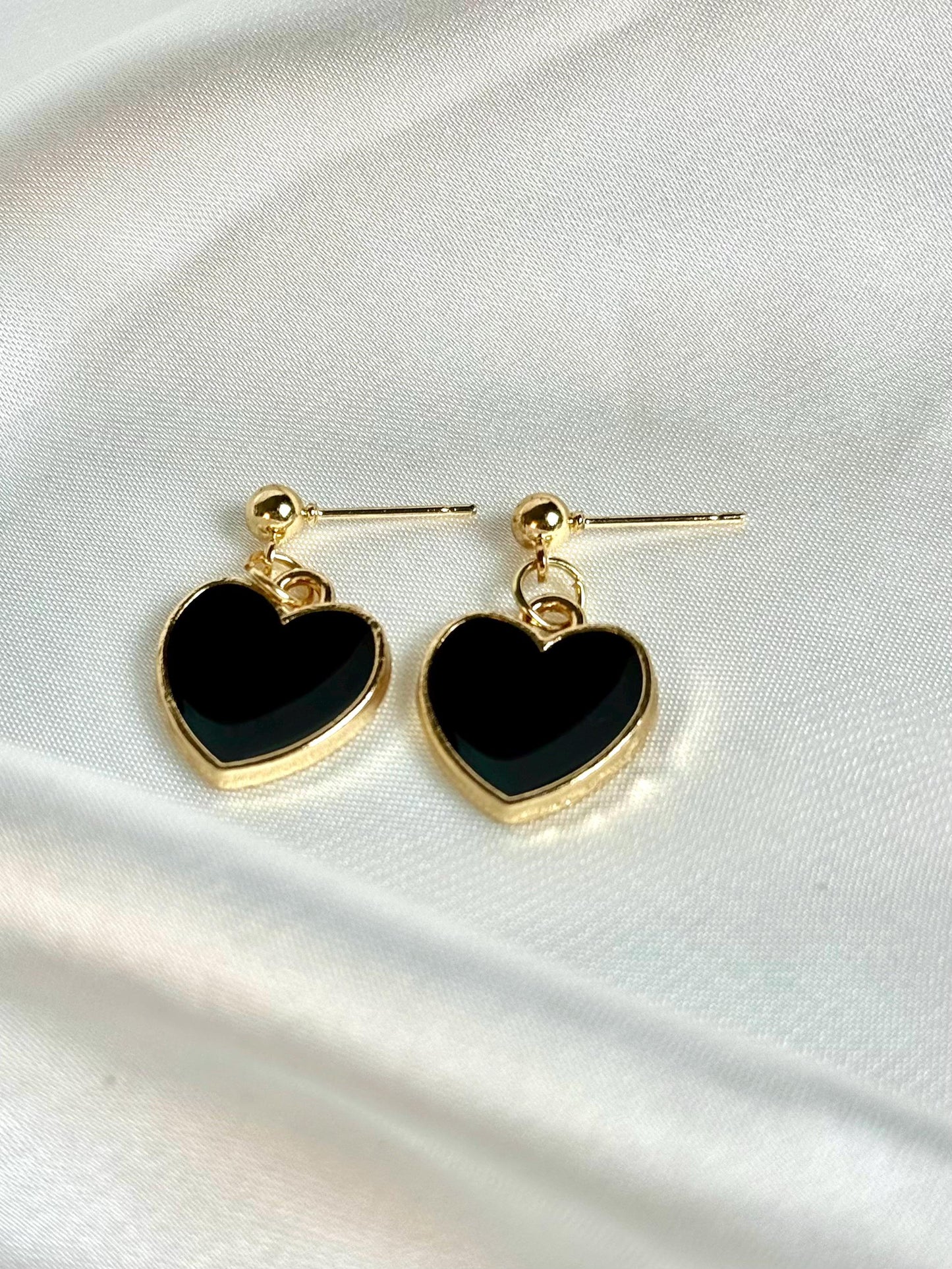 Black Heart Dangle Earrings