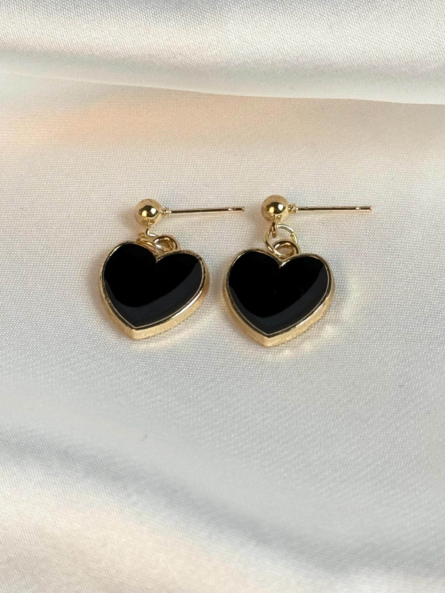 Black Heart Dangle Earrings