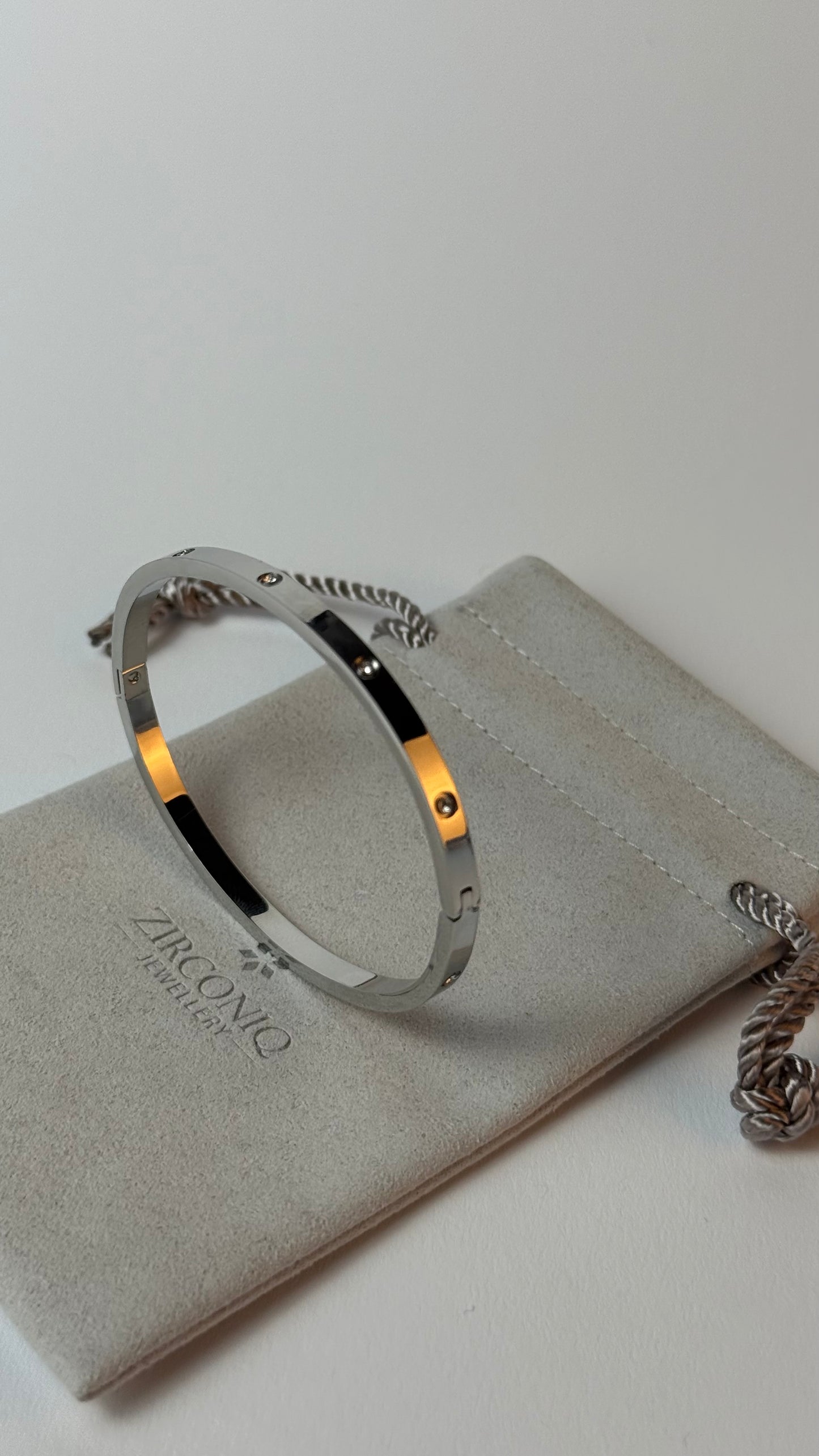 Zircon Studded Stainless Steel Silver Plated Bangle Bracelet - Silver