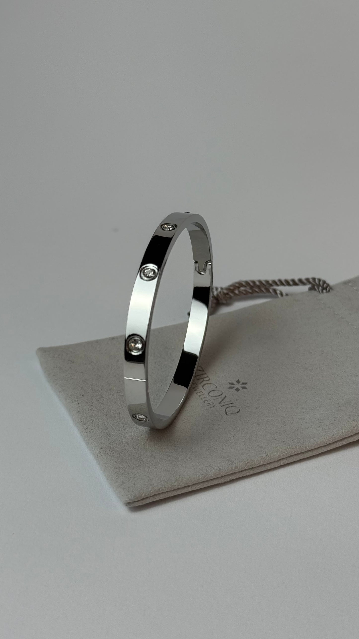 Zircon Studded Stainless Steel Silver Plated Bangle Bracelet - Silver