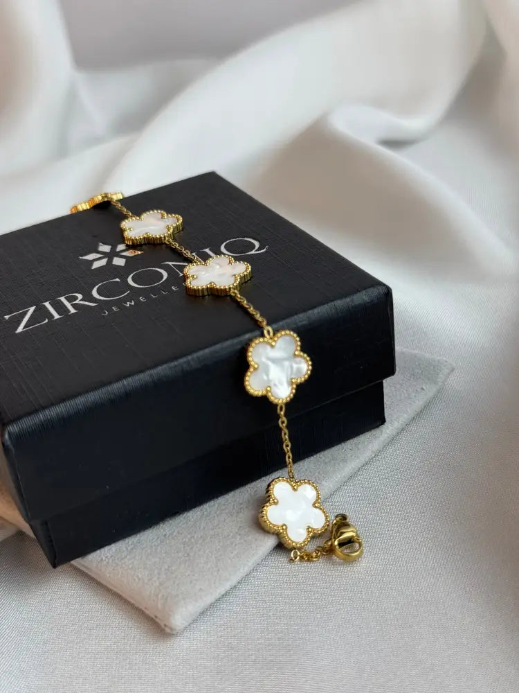 Five Leaf Clover Bracelet White - Lucky Bracelet