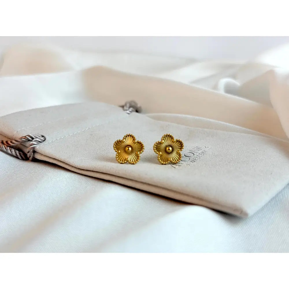 Five Leaf Clover Earrings - Lucky Charm Earrings - Gold